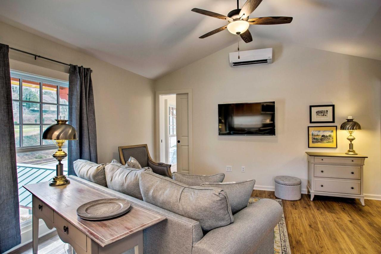 Saluda Main Street Retreat - Central Location! Bagian luar foto